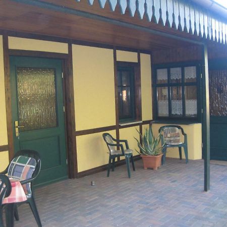 Pension Zum Weissen Hirsch Reitwein Exterior foto
