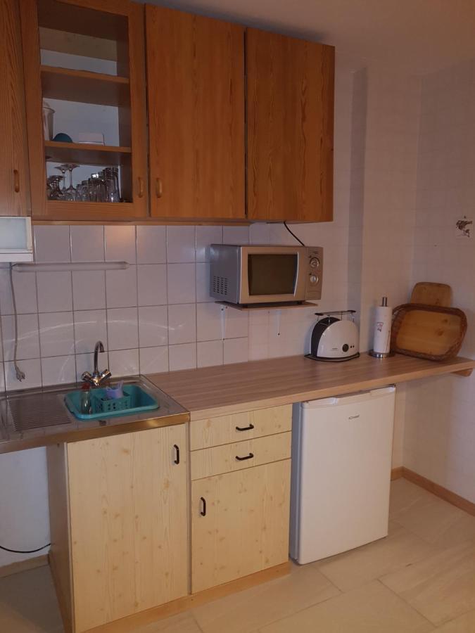 Pension Zum Weissen Hirsch Reitwein Exterior foto
